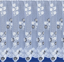 Grau-weiße Netzgardine -