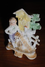 Porzellan Figurenvase, Vase, Junge und Vogelhaus, alt, vintage