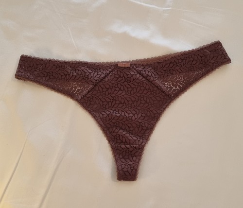 Lascana string - lascana,