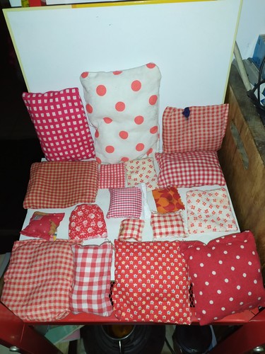 Diverse kissen bett - diverse, kissen-bett-gute