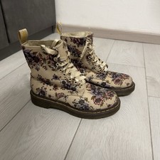 Dr Martens Floral Boots 9D03