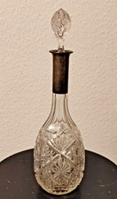 Antike Kristallkaraffe / Dekanter mit einer Montur aus Zinn oder Silber ???