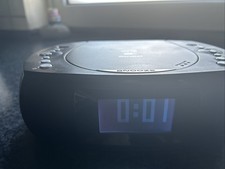 Karcher UR 1309D CD-Radiowecker mit DAB+ / UKW Radio - Wecker (Dual-Alarm) - USB