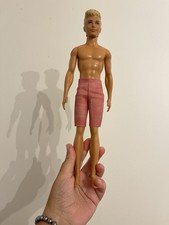 Barbie FNH39 Ken Fashionistas