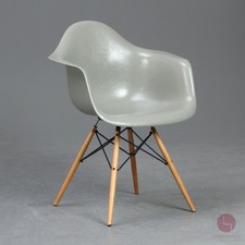 Vitra Eames Fiberglas Armchair