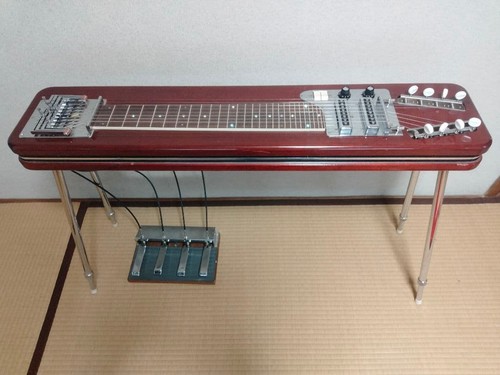 Teisco 1968 saitige - 1968, pedal