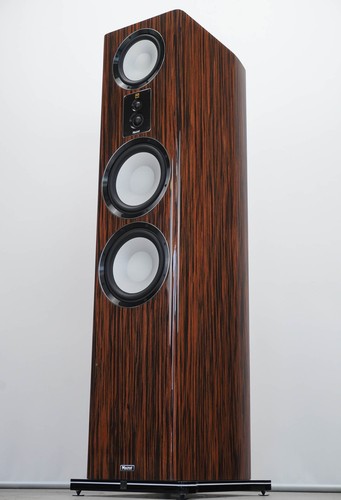 Magnat signature 909 - signature,