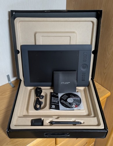 Wacom pth 651 intuos pro - wacom,