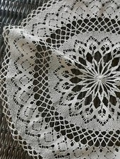 Dekorativ/Filetspitze-Technik Tischdecke*Oma's Handarbeit*creme-wei Durch:49cm* 