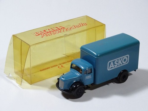 Brekina mercedes benz - h0,
