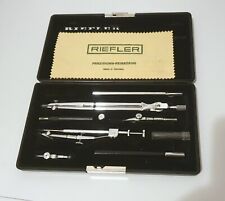 Original RIEFLER Reisszeug A25g 8-teilig hochglanzverchromt Zirkel TOP ZUSTAND