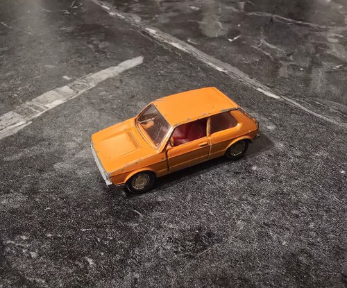 Schuco golf orange - schuco, vw