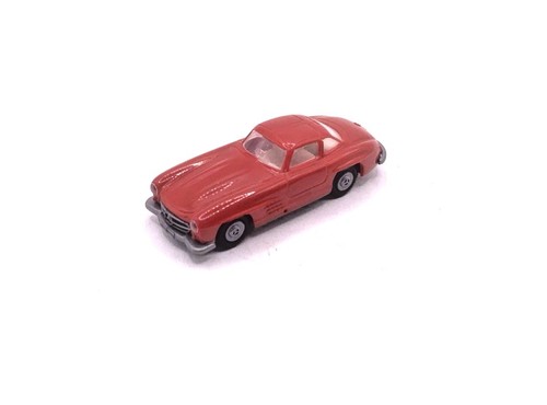 Praline pkw auto modell 87 - pkw,