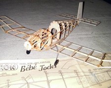 Bebe Jodel Rubber 18" Wingspan