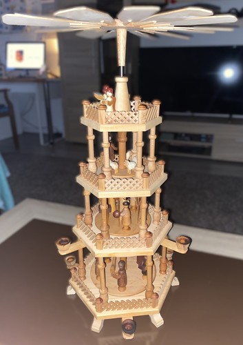 Alte weihnachtspyramide - alte,