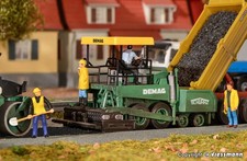 Kibri DEMAG Straßenfertiger