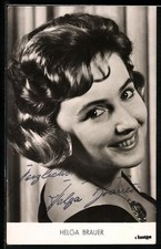 Ansichtskarte Musikerin Helga Brauer lächelnd im Porträt, Autograph 