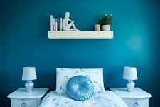 Schwimmendes Regal -