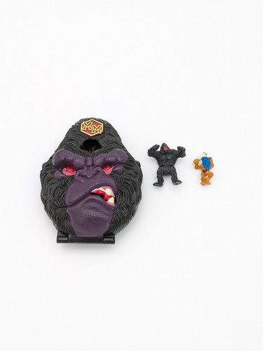 Mighty max doom - max, ape