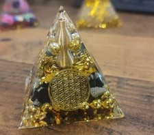 Orgonit Pyramide, Energie, 5x5cm, Chakra- & Energiearbeit, Blume des Lebens