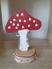 Fliegenpilz auf Baumscheibe, Holz, Handarbeit, Bischoff, 17cm, Nr. 370