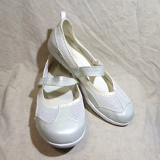 🩰 Danskin Now Mary Janes sz