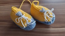 Selbstgestrickte babyschuhe - selbstgestrickte,