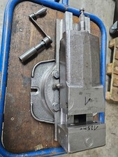Hydraulischer Schraubstock