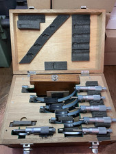 Mitutoyo Bügelmessschrauben Satz einfache Ausführung 0-150 mm (6 Stk.) 0,01