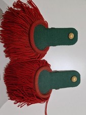 Epauletten rot-grün –