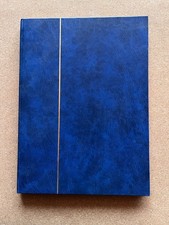 Briefmarkenalbum mit Briefmarken