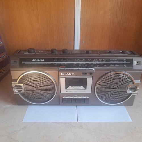 Sharp 5454 radio - sharp, hb