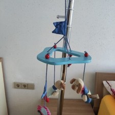 Mobile fürs Kinderzimmer hellblau von Sigikid - als Zugabe gibts eine Garderobe