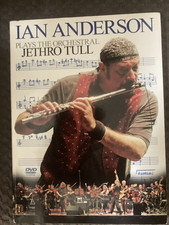 Ian Anderson plays the Jethro