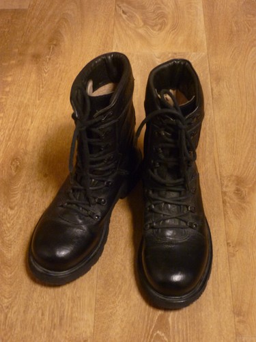 Bundeswehrstiefel - ,