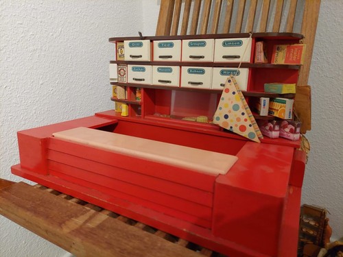 Kaufladen alt rot viel - alt,, rot,