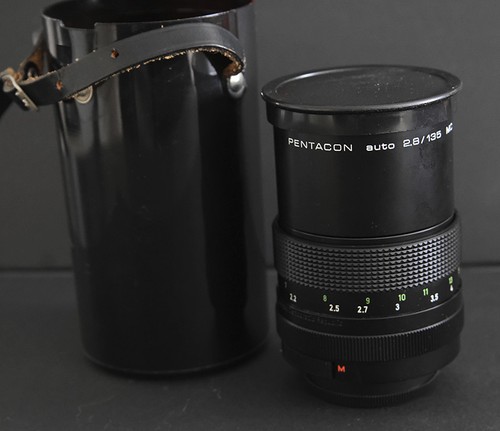 Pentacon auto 135 mc - ,
