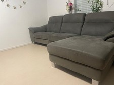 Gebrauchtes Sofa,Nur Abholung Möglich Und Der Preis Ist Verhandelbar 
