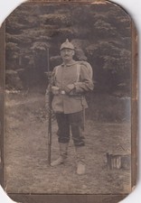 Foto auf Pappe - Soldat mit Pickelhaube + Bajonett feldgrau - 1.WK
