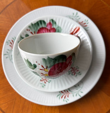 2 je dreiteilige Teegedecke Ostfriesenrose, August Warnecke, plus 2 Kuchenteller