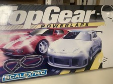 Scalextric Top Gear Rennbahn 1 : 32 mit 2 Autos neu