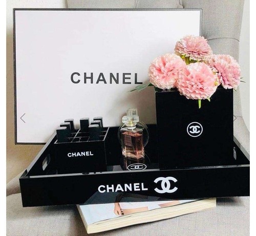 Chanel beautē acrylic makeup - chanel, makeup-
