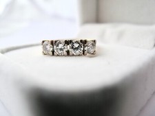 RING mit 1,00 KARAT BRILLANTEN