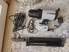 Falcon Eyes Ultima II SL-300BW