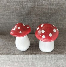 2 Fliegenpilze Figuren