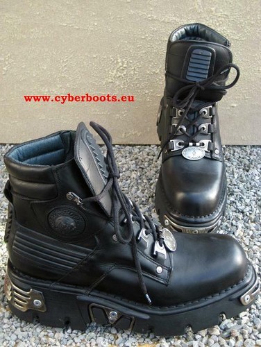 New rock boots - new,
