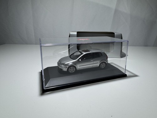 Schuco volkswagen golf - 1:43, vw