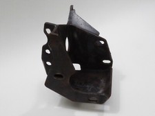 Mercedes /8  W115 mit Motor 4-Zylinder M115  Halter für Servo-Pumpe gebraucht