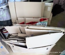 Umzugskartons in 2 Größen / über 23 Stück + verschiedene Verpackungsmaterialien 