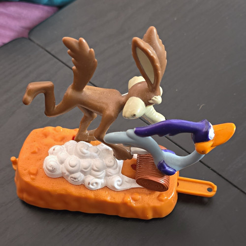 Vintage looney tunes - tunes, wile